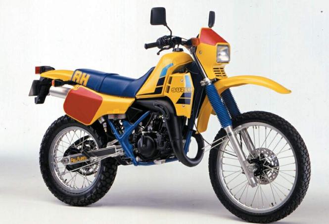 Suzuki%20RH250%2085.jpg